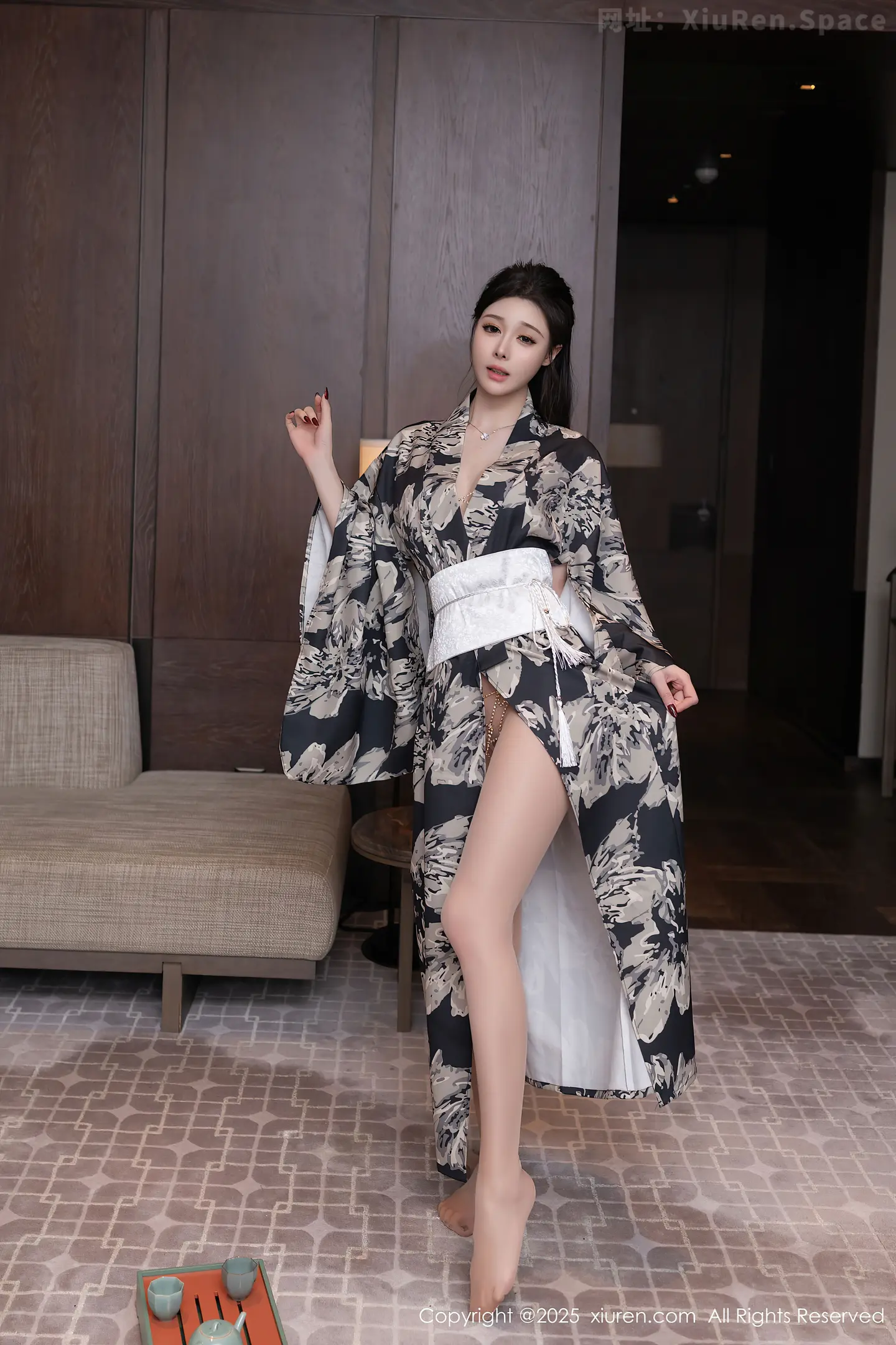 图片[6]-[XiuRen秀人网] VOL.10352 模特合集美女小逗逗＆陆萱萱性感姐妹花超薄肉丝私房诱惑写真80P-秀人网官方网站